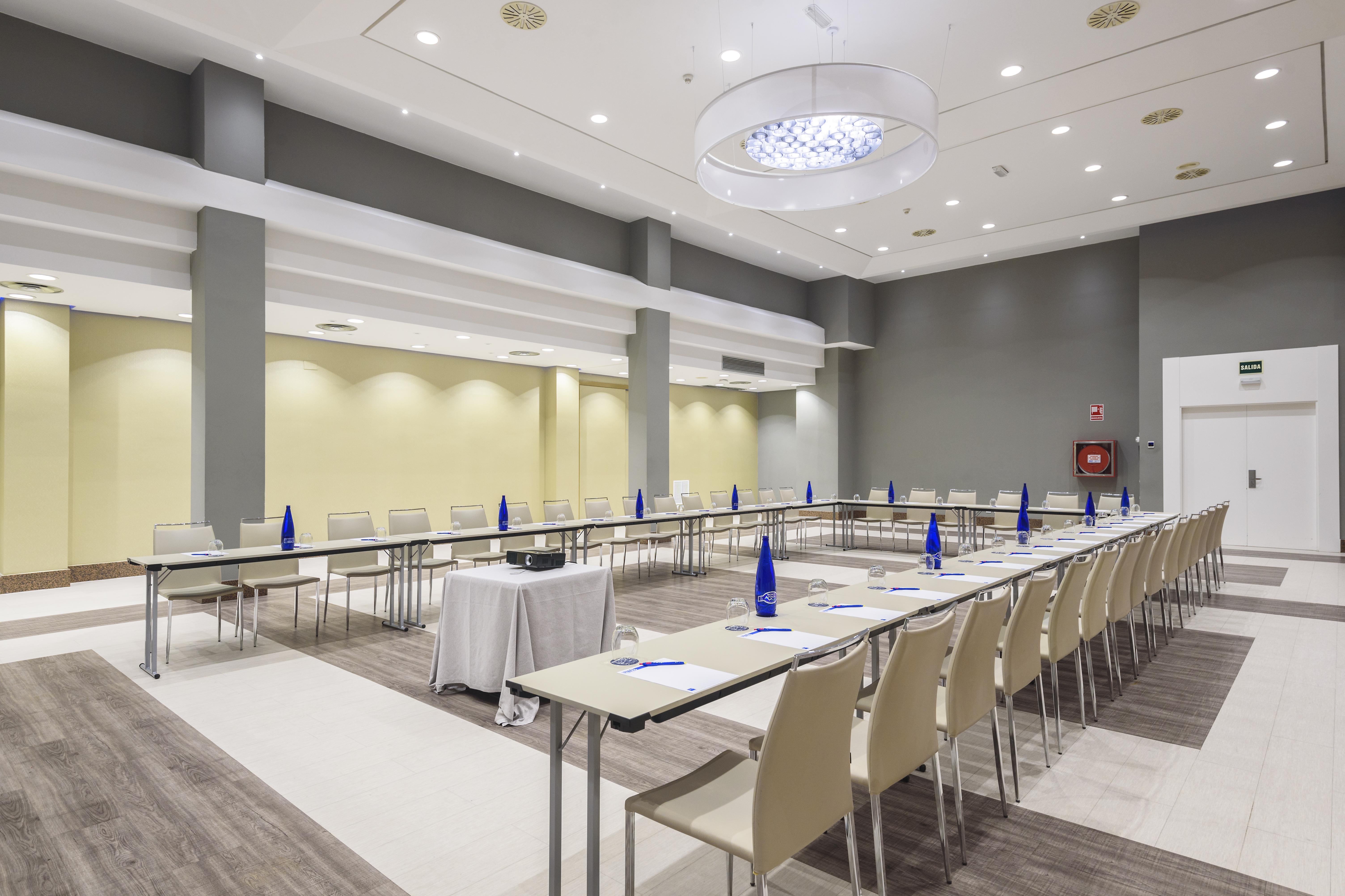 Hotel Guadalajara & Conference Center Affiliated By Melia Εξωτερικό φωτογραφία