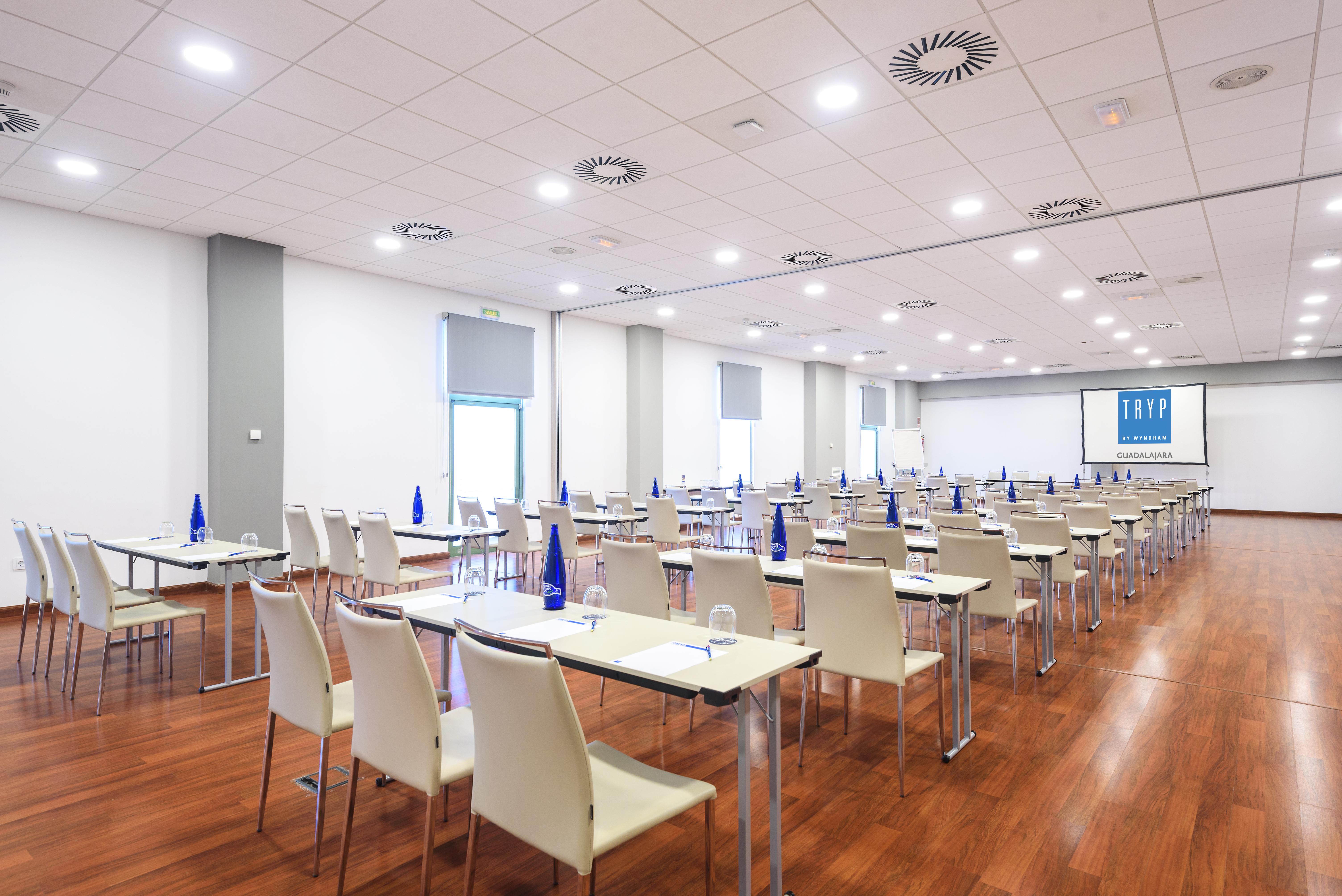 Hotel Guadalajara & Conference Center Affiliated By Melia Εξωτερικό φωτογραφία