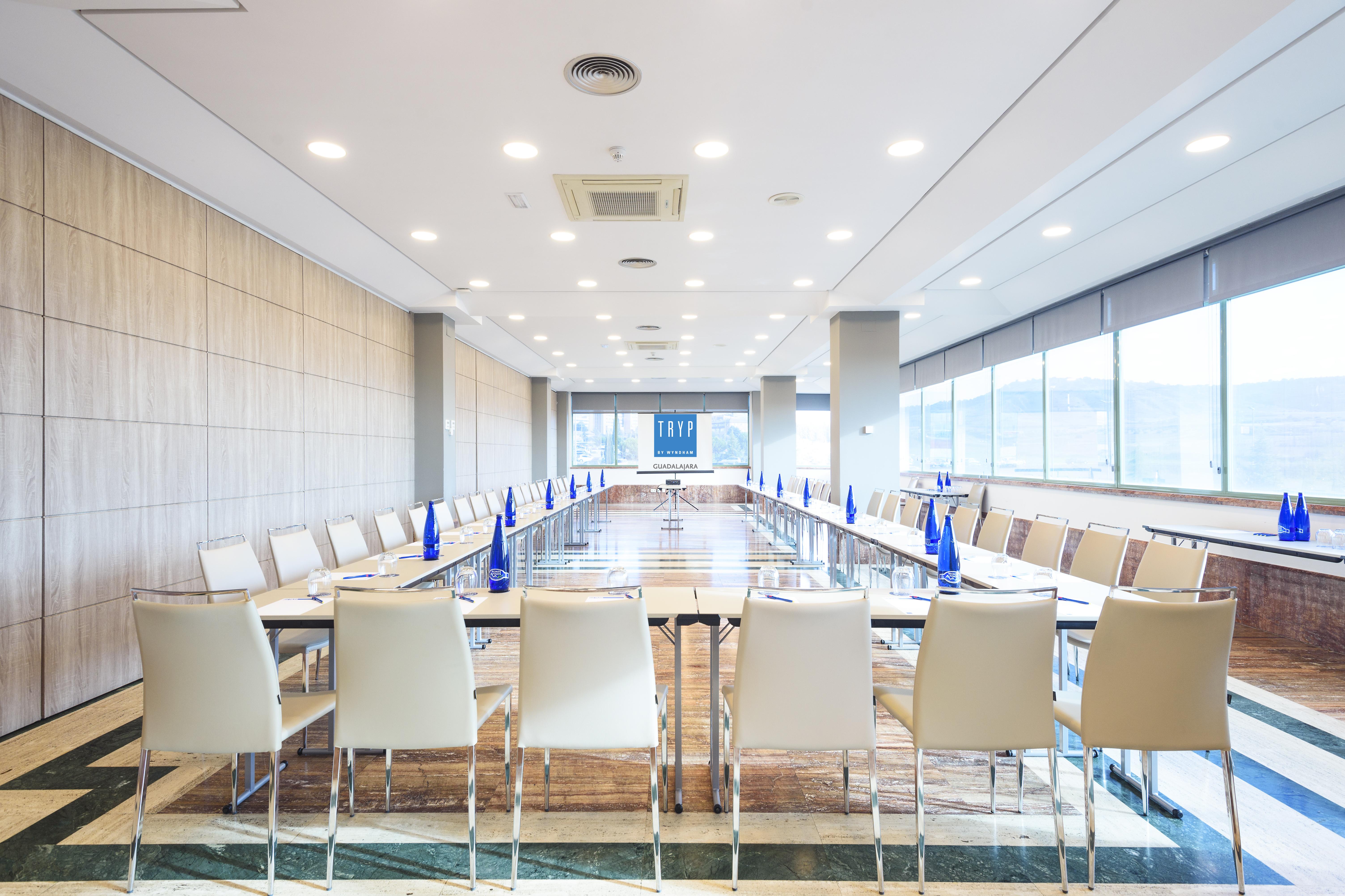 Hotel Guadalajara & Conference Center Affiliated By Melia Εξωτερικό φωτογραφία